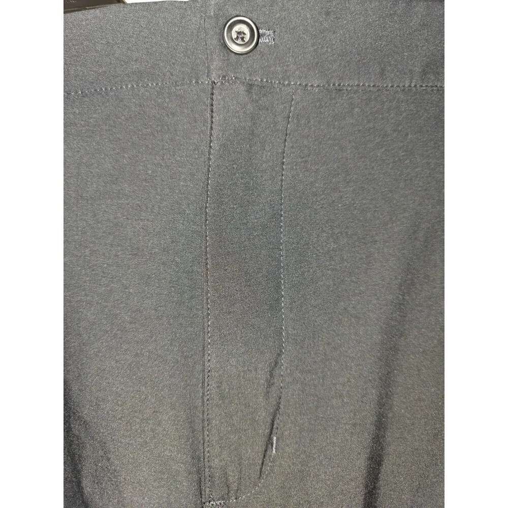 Perry Ellis Shorts Mens Size 42 PGA Tour Black Golf Sports Wear